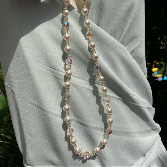 Pearl pastel crystal strand necklace 21” - Picture 5 of 7